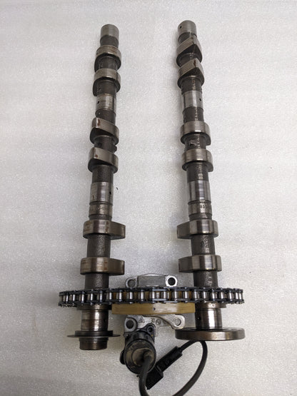 PORSCHE 996105053 CAMSHAFTS W/ ADJUSTER FOR BOXSTER 986/911/996 USED R21
