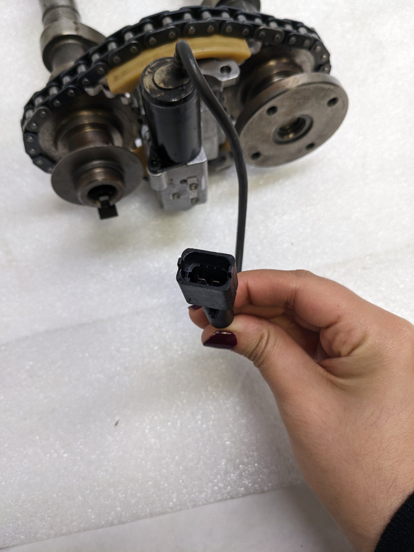 PORSCHE 996105053 CAMSHAFTS W/ ADJUSTER FOR BOXSTER 986/911/996 USED R21