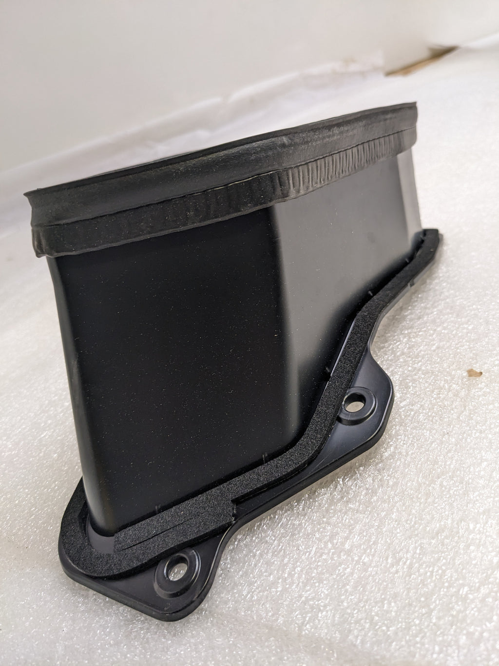 PORSCHE 982819658B AIR DUCT FOR 2017-2024 718 BOXSTER/CAYMAN NEW R21
