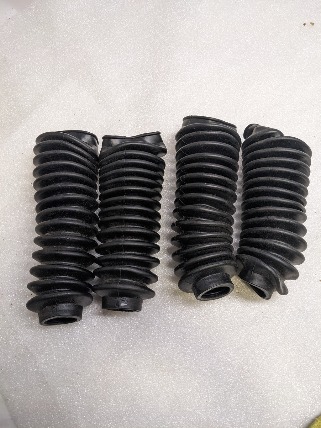 ROUGH COUNTRY 5042/658512 FRONT AND REAR SHOCK SET NEW SR