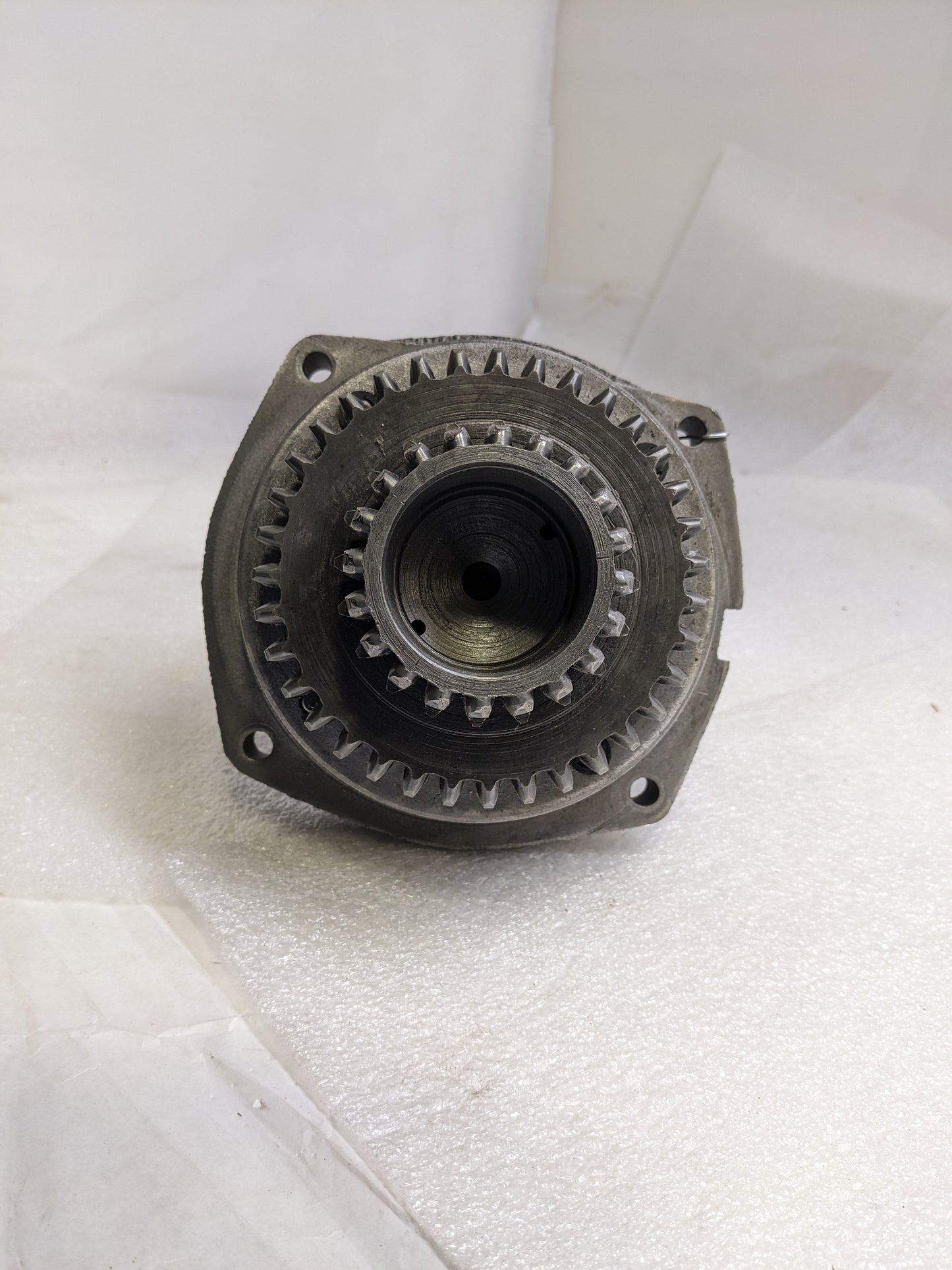 UNBRANDED TRANSMISSION REAR DRIVE GEAR 360643R1 NEW I1