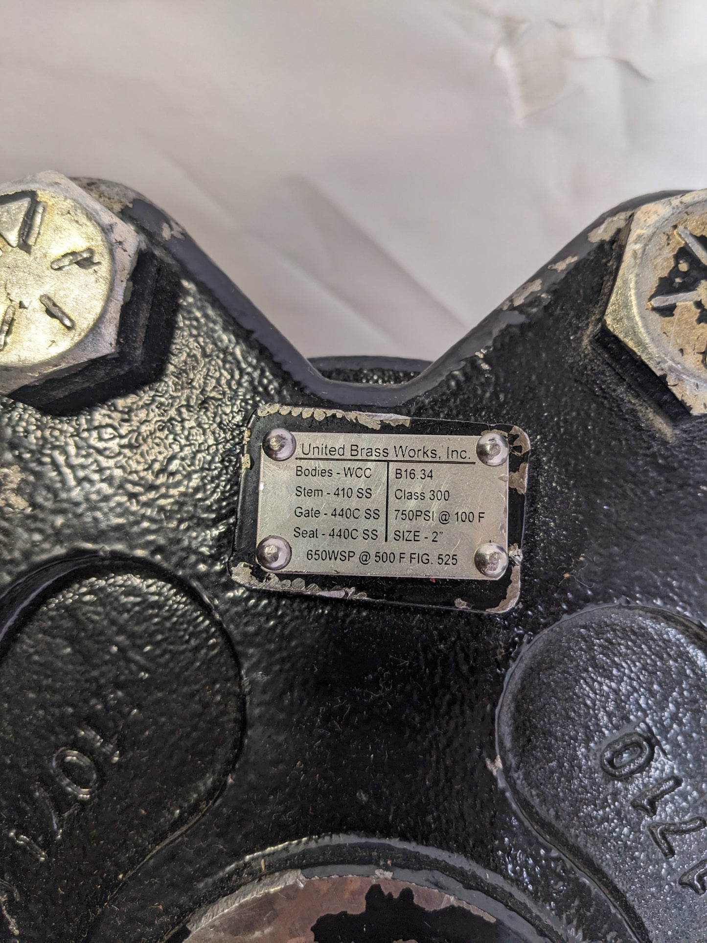 UNITED BRASS WORKS 299914 GATE VALVE CLASS 300 2" PIPE 750PSI W/O WHEEL NEW H1