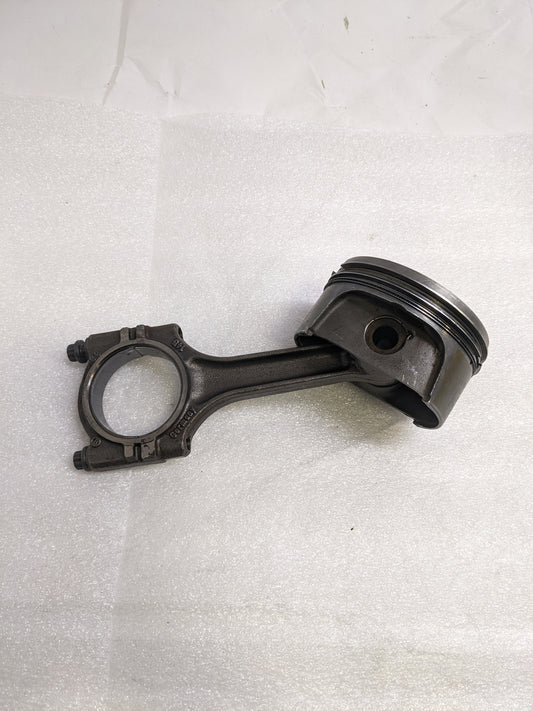 PORSCHE 9961031027R CONNECTING ROD W/ PISTON FOR 911/996 1999-2001 USED R24