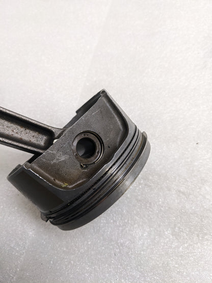 PORSCHE 9961031027R CONNECTING ROD W/ PISTON FOR 911/996 1999-2001 USED R24