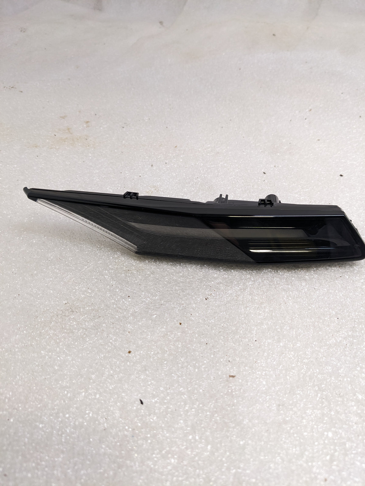 PORSCHE 9J0953042B TURN SIGNAL REPEATER RIGHT NEW R23T6