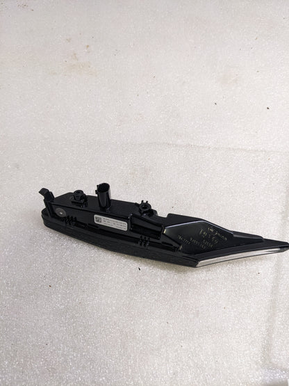 PORSCHE 9J0953042B TURN SIGNAL REPEATER RIGHT NEW R23T6