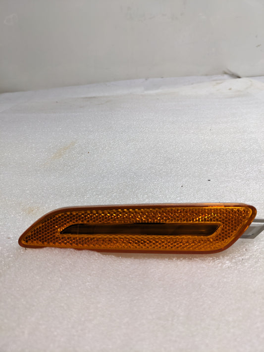 PORSCHE 9GT945061A SIDE MARKER LIGHT NEW R23T7