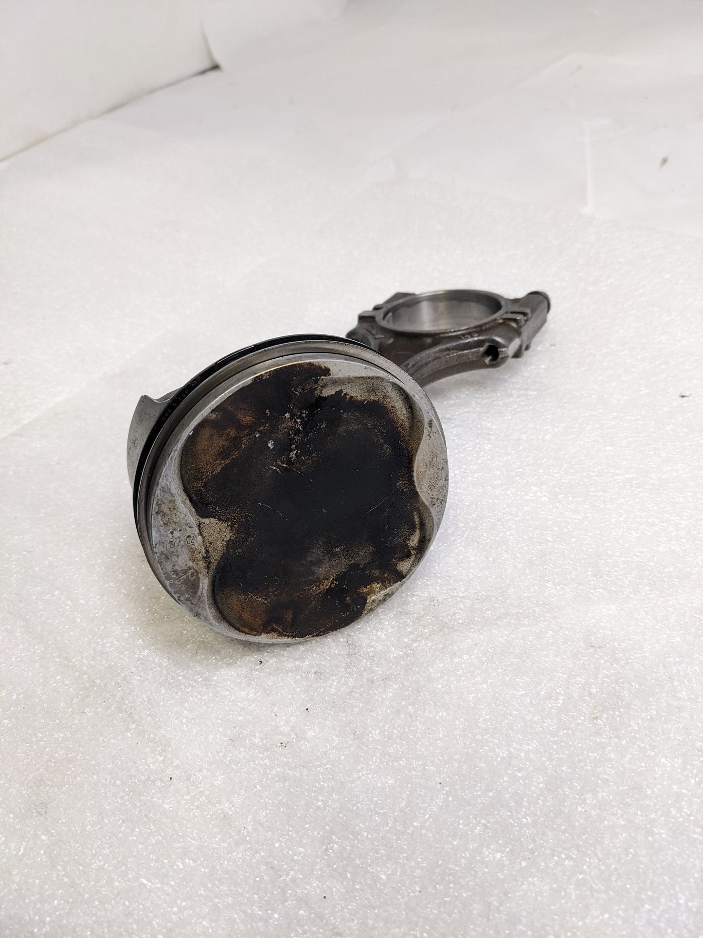 PORSCHE 9961031028R CONNECTING ROD W/ PISTON FOR 986 BOXSTER USED R24