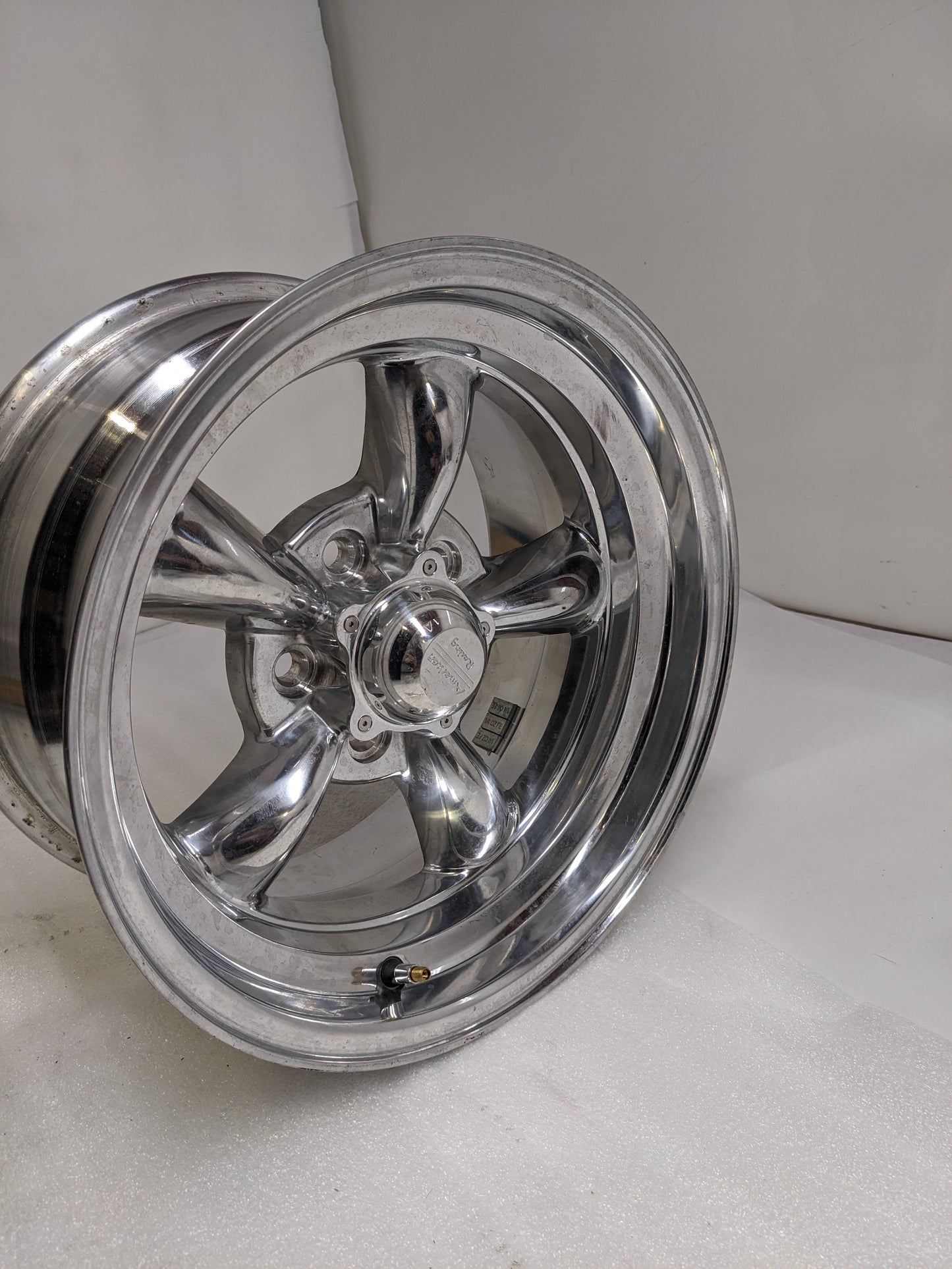 AMERICAN RACING VN60558065 TORQ THRUST D CHROME WHEEL 15X8 5X114.3 00MM NEW B2