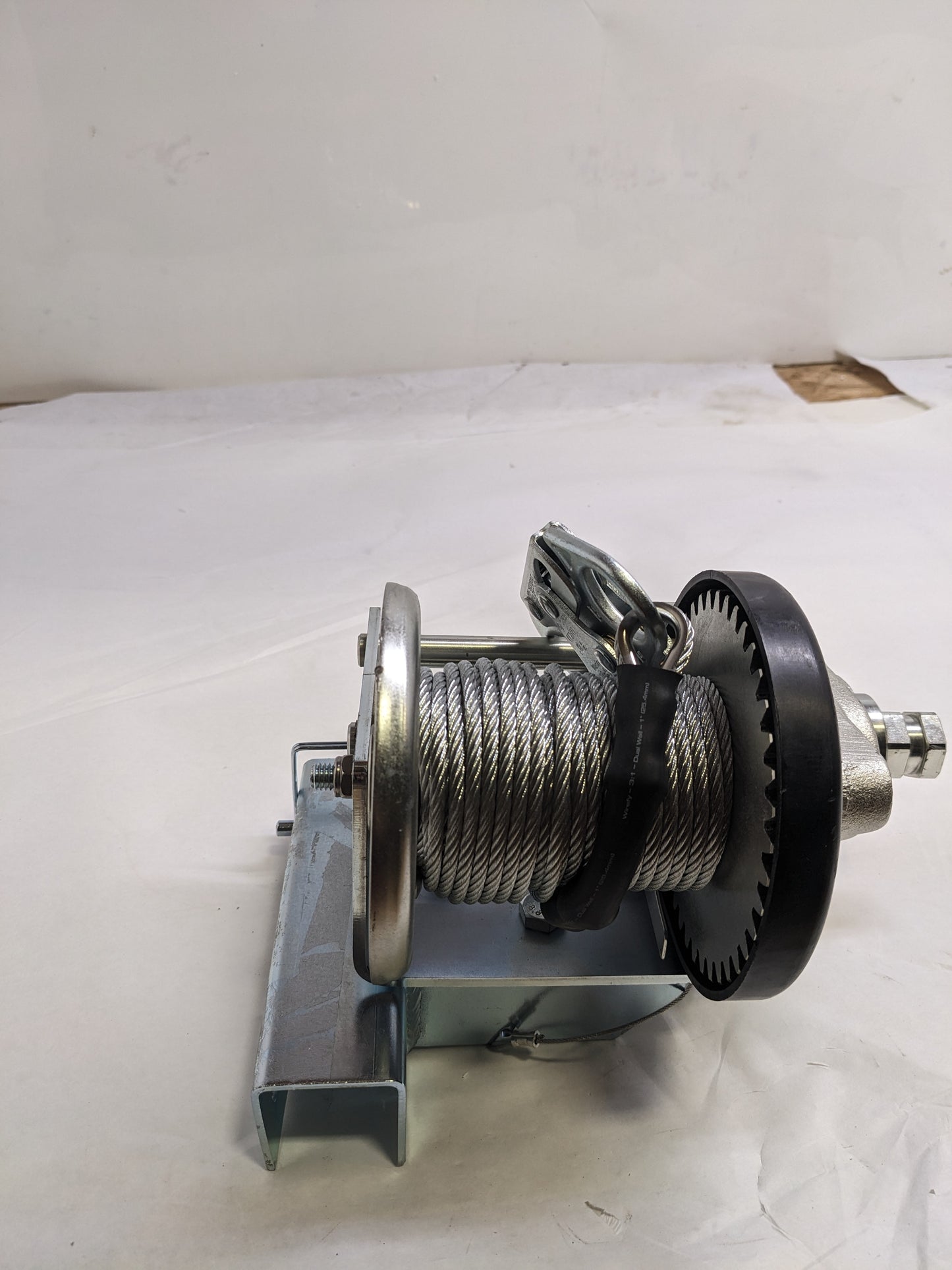 3M AK205AG CONFINED SPACE WINCH 50FT NEW R16