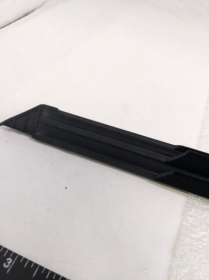 PORSCHE 98153708603 DOOR BELT MOLDING FOR 2017-2023 718 BOXSTER NEW R20