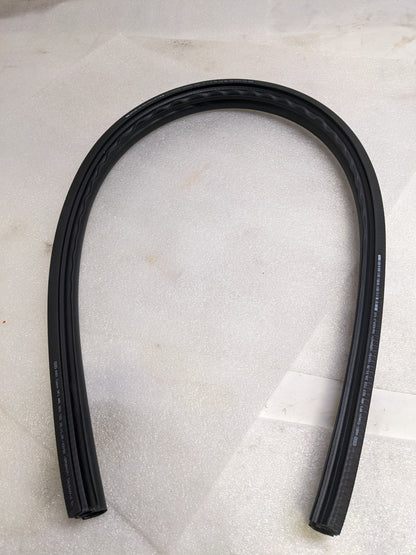 PORSCHE 95882372300 COWL COVER SEAL FOR 2019-2023 CAYENNE NEW R21