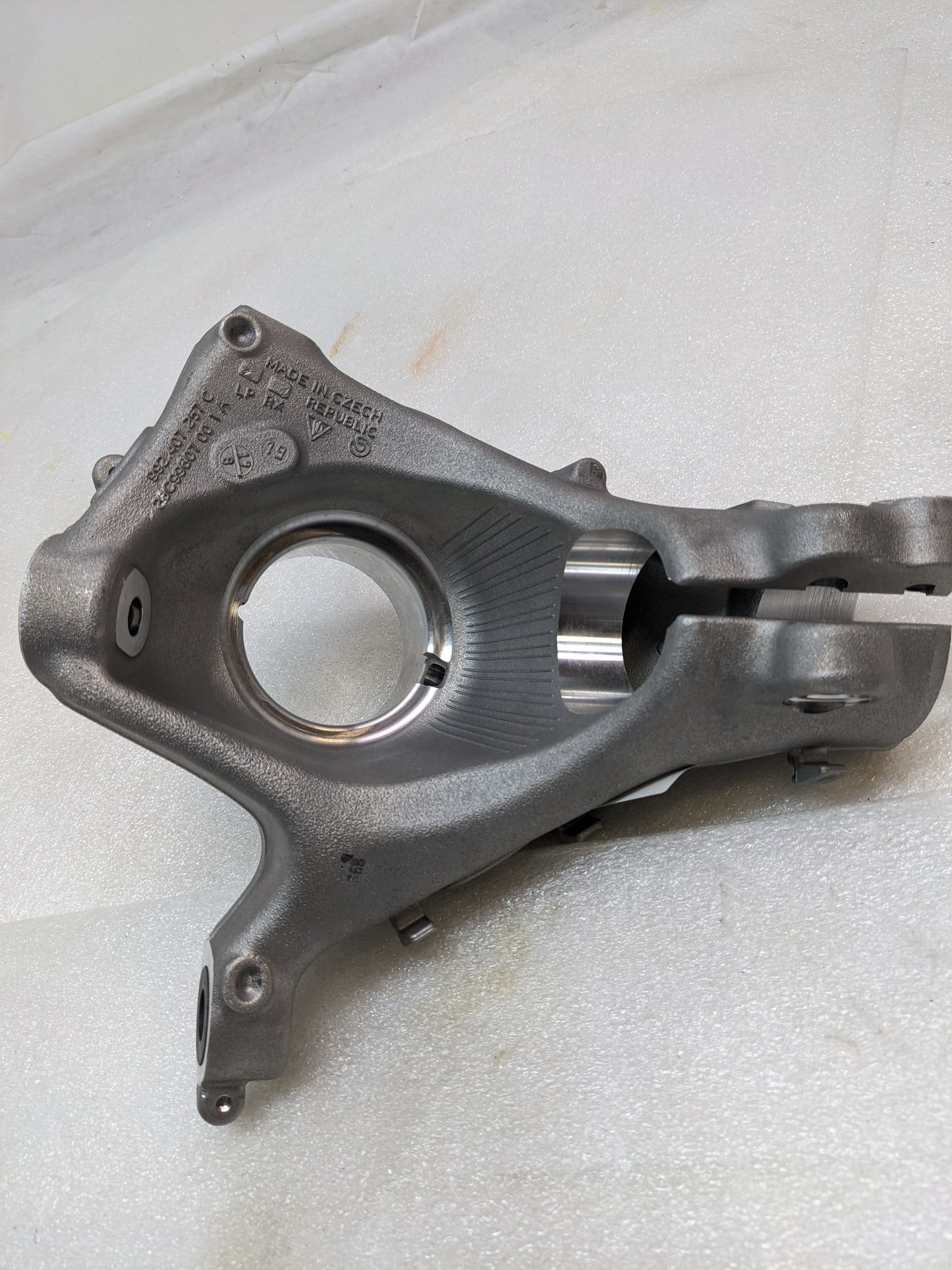 PORSCHE 992407245AY STEERING KNUCKLE LEFT FOR 2020-2023 911 NEW R23