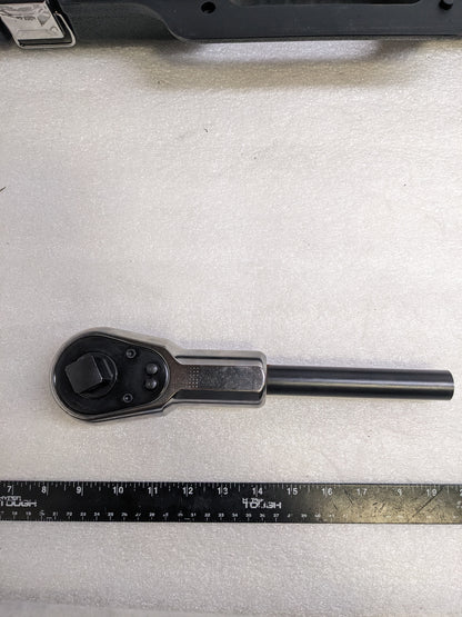 PRECISION INSTRUMENTS C4D600F DRIVE TORQUE WRENCH AND BREAKER BAR 1 X 3/4" NEW R13