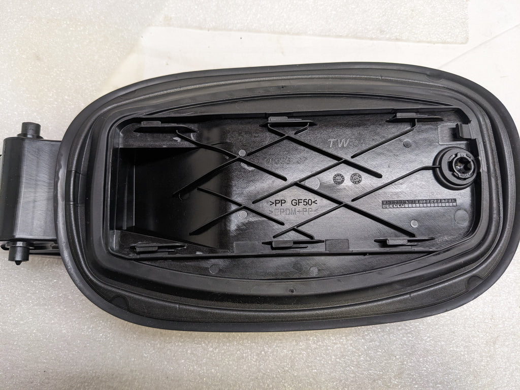 PORSCHE 9Y0810593A DRIVE MOTOR BATTERY PACK CHARGING PORT ASSEMBY FOR 2019-2023 CAYENNE NEW R21