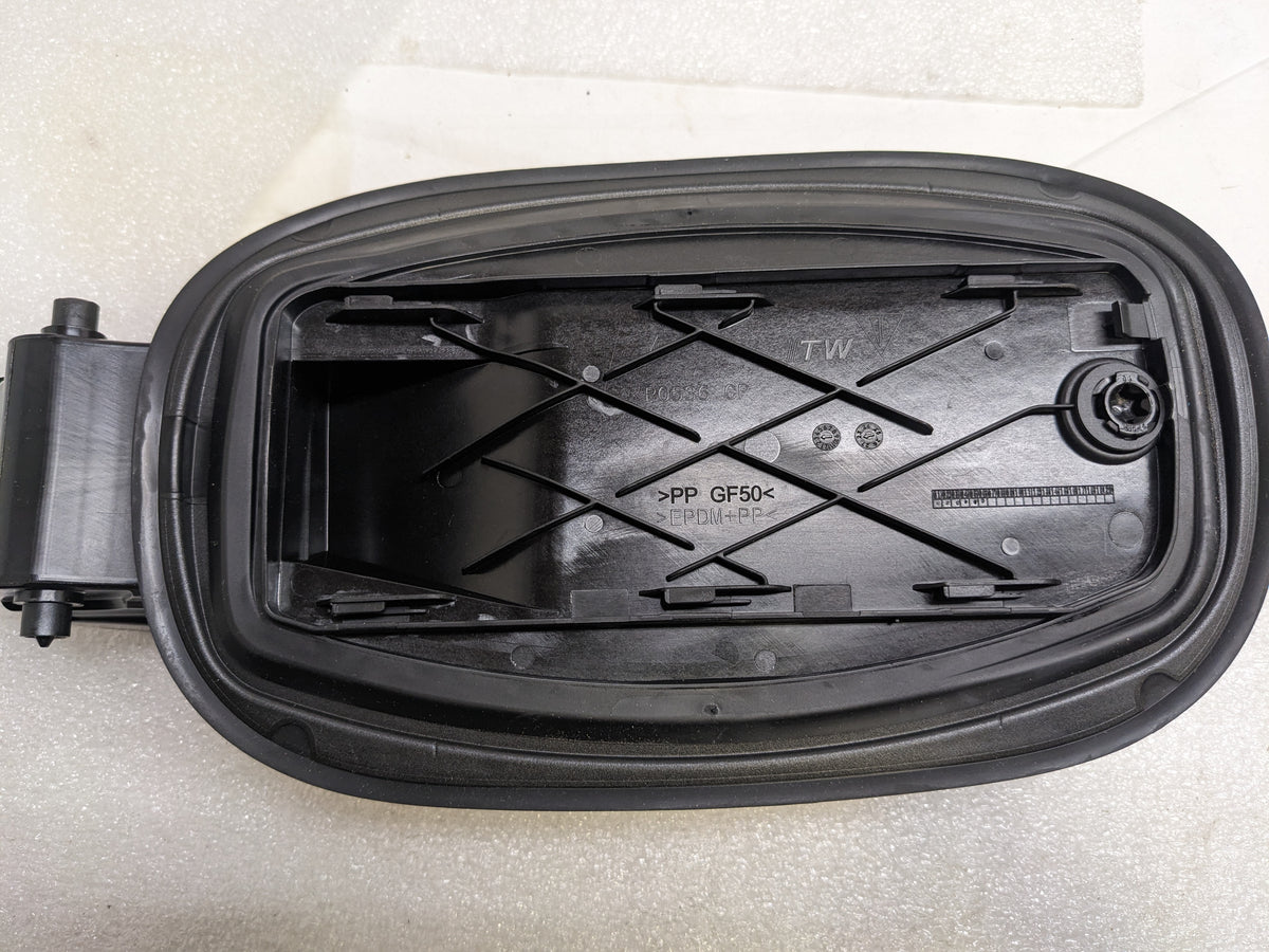 PORSCHE 9Y0810593A DRIVE MOTOR BATTERY PACK CHARGING PORT ASSEMBY FOR 2019-2023 CAYENNE NEW R21