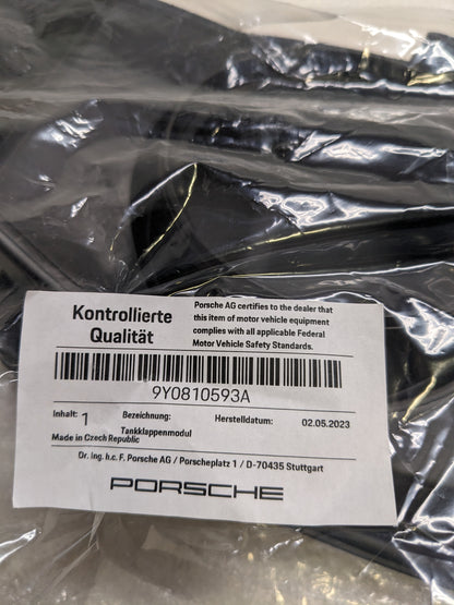 PORSCHE 9Y0810593A DRIVE MOTOR BATTERY PACK CHARGING PORT ASSEMBY FOR 2019-2023 CAYENNE NEW R21