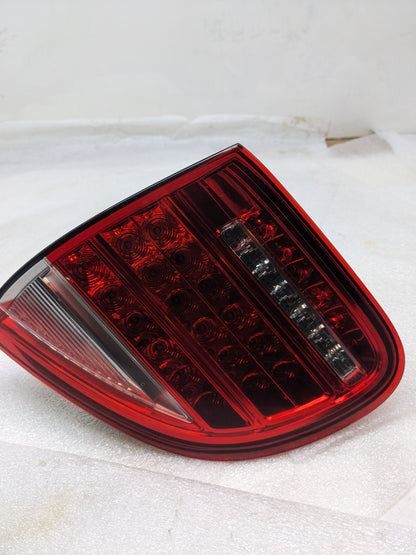 PORSCHE 958945094A TAIL LIGHT ASSEMBLY FOR 2011-2016 CAYENNE NEW SR