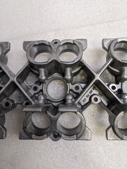 PORSCHE 9961041058R CAMSHAFT FOLLOWER HOUSING FOR 1999-2001 BOXSTER/911 USED R14