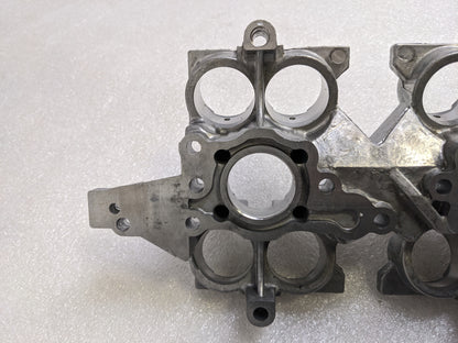 PORSCHE 9961041058R CAMSHAFT FOLLOWER HOUSING FOR 1999-2001 BOXSTER/911 USED R14