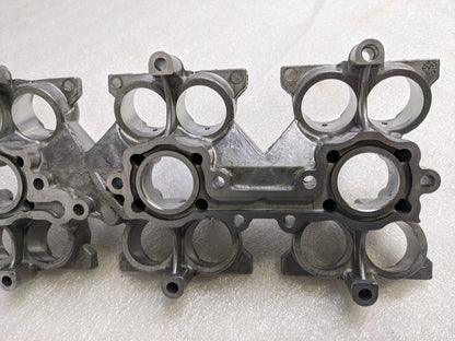 PORSCHE 9961041058R CAMSHAFT FOLLOWER HOUSING FOR 1999-2001 BOXSTER/911 USED R14