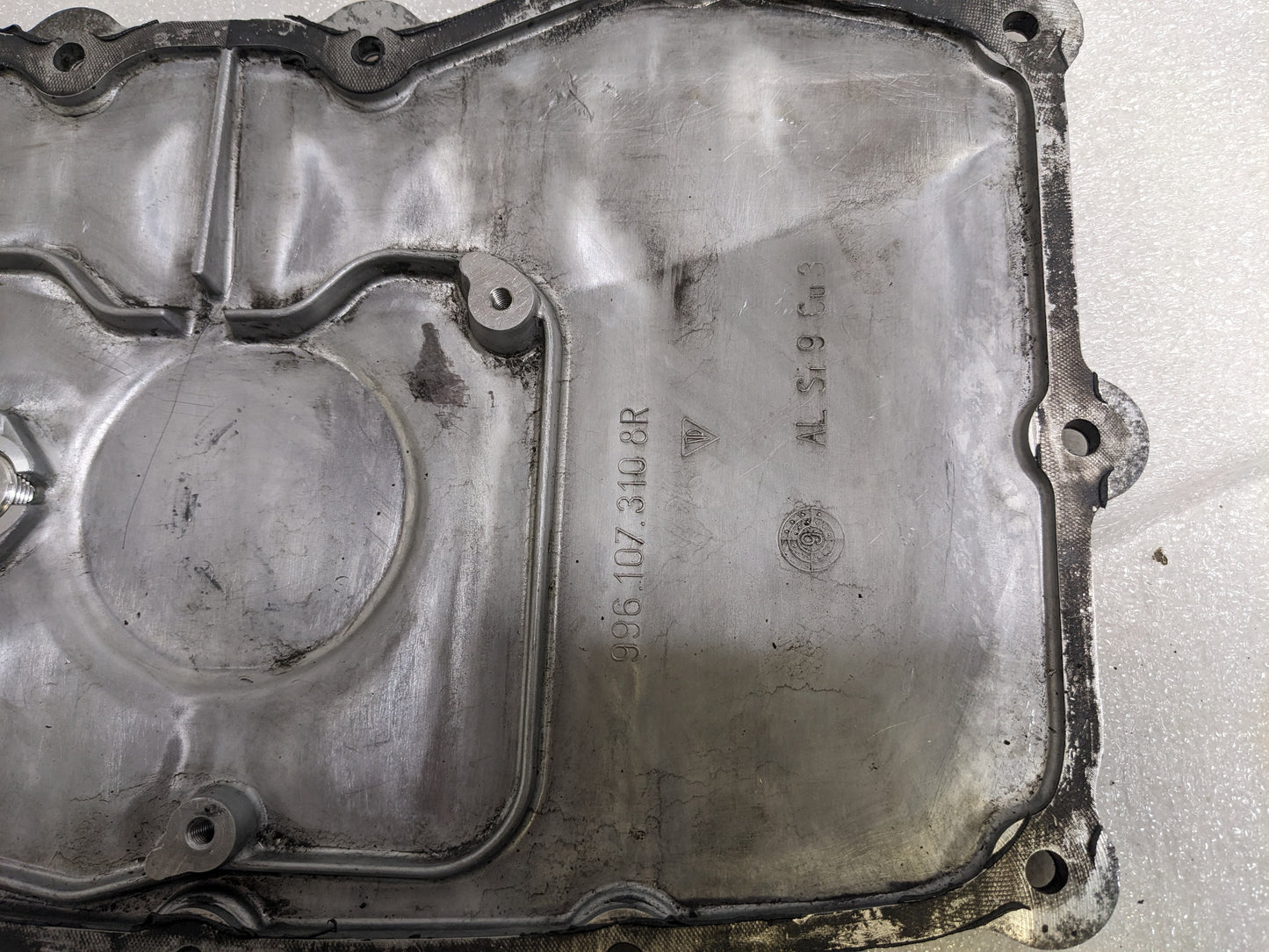 PORSCHE 9961073108R OIL SUMP PLATE FOR 1997-2004 911/BOXSTER USED R14