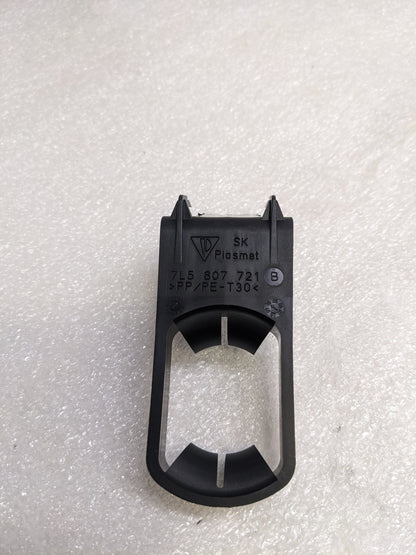 PORSCHE 95562818900 SUPPORT JET CARRIER FOR 2008-2010 CAYENNE NEW R23T2