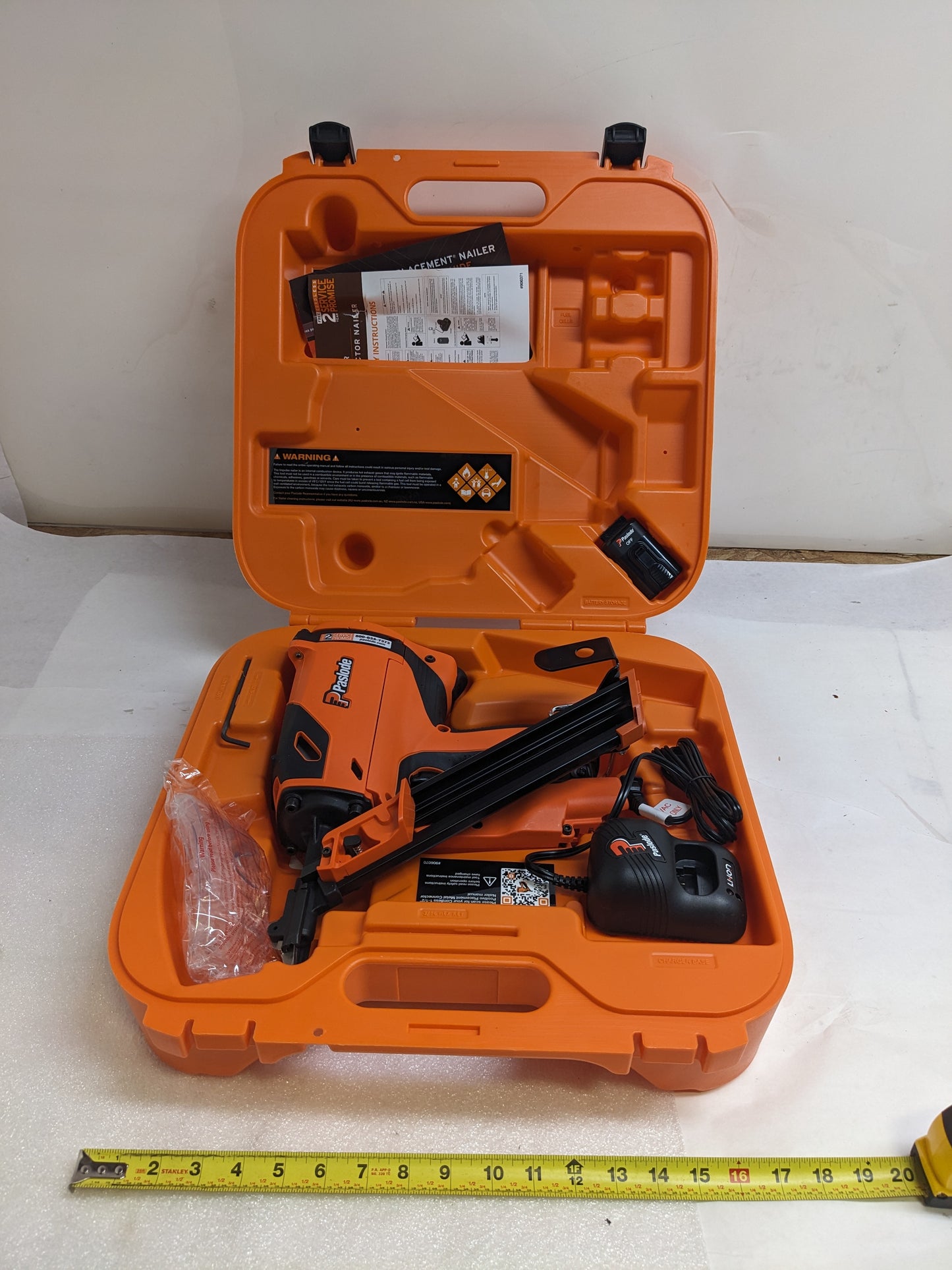 PASLODE CF150-PP CORDLESS 1-1/2" METAL CONNECTOR NAILER POSITIVE PLACEMENT NEW R34