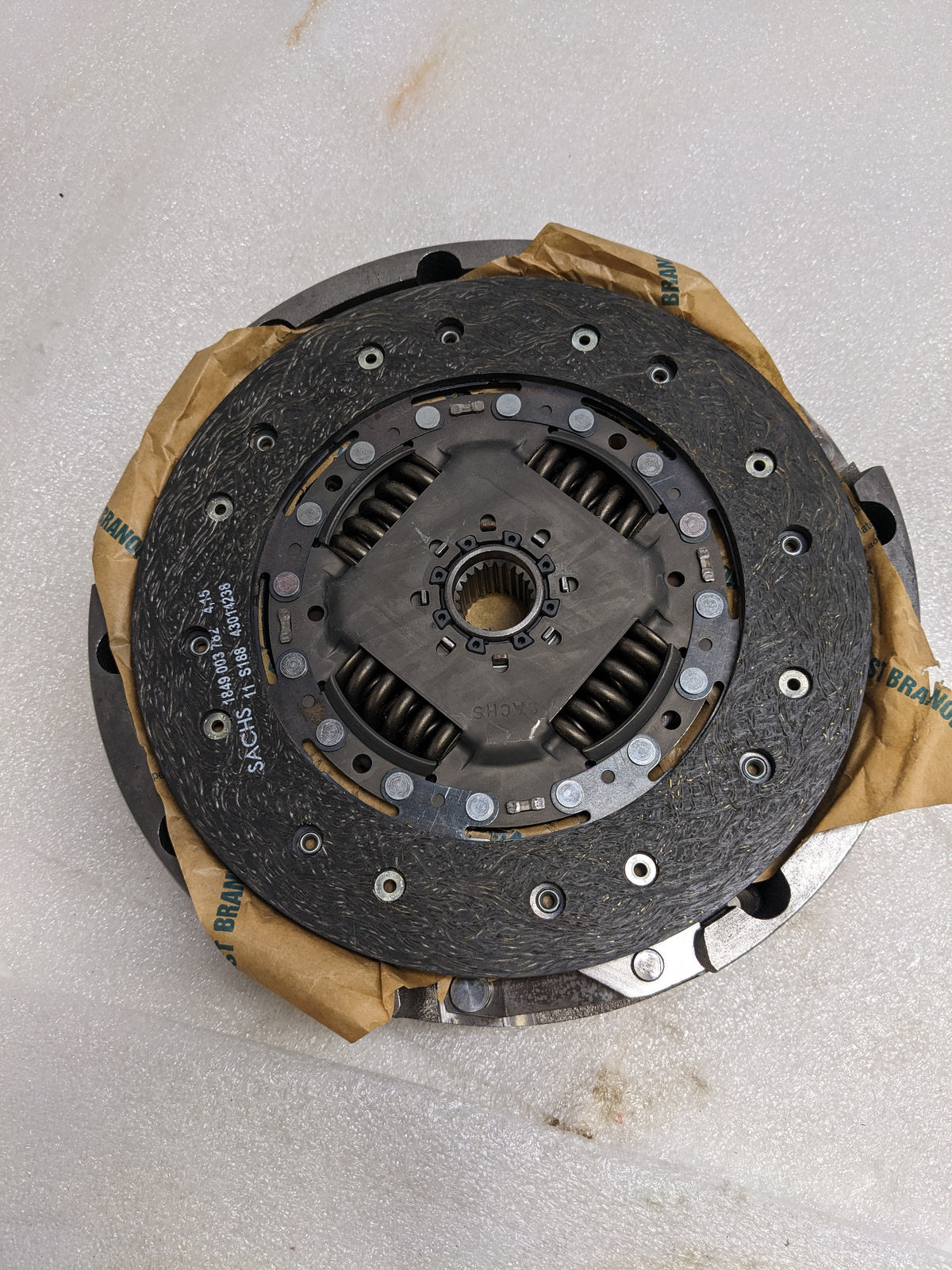 PORSCHE 93011691101 CLUTCH KIT FOR 1986-1988 911 AND 1978-1979 930 TURBO NEW R21