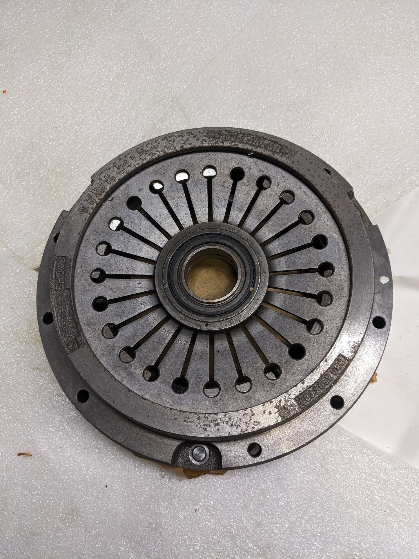 PORSCHE 93011691101 CLUTCH KIT FOR 1986-1988 911 AND 1978-1979 930 TURBO NEW R21