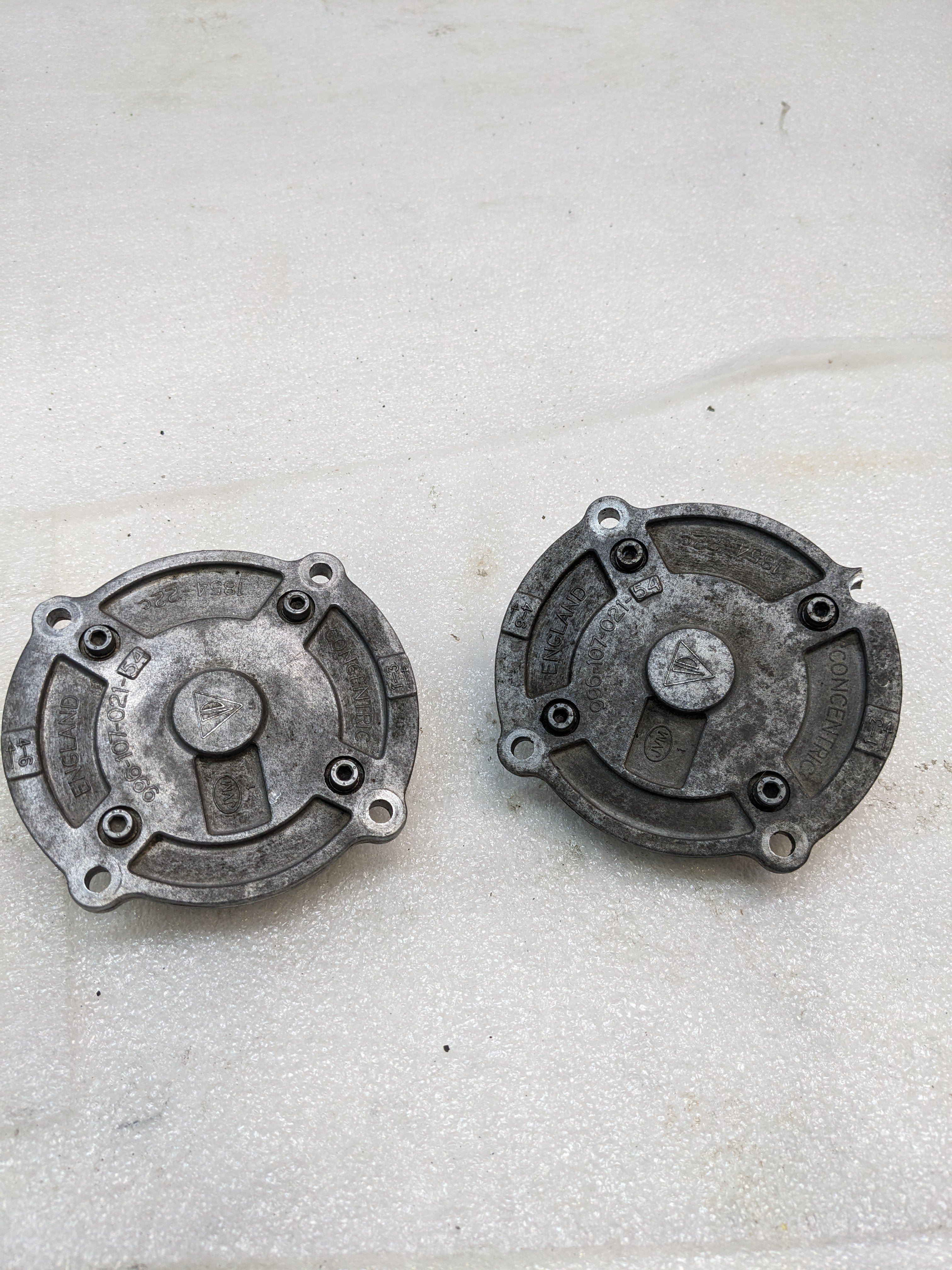 (2) PORSCHE 99610702154 ENGINE OIL SUCTION PUMP USED R23T6