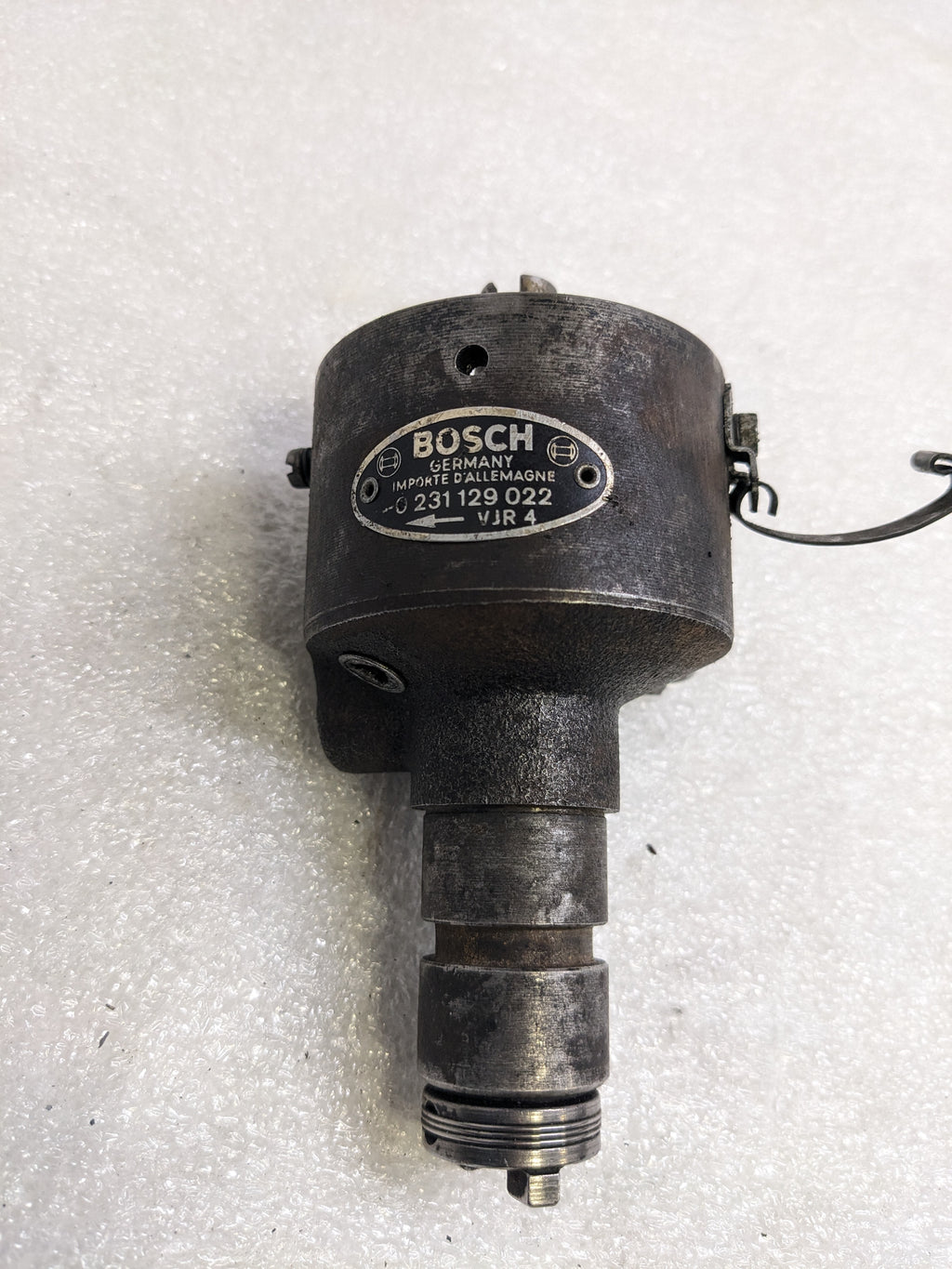BOSCH 0231129022 VJR4 DISTRIBUTOR FOR PORSCHE 912 AND 356 USED R23T2