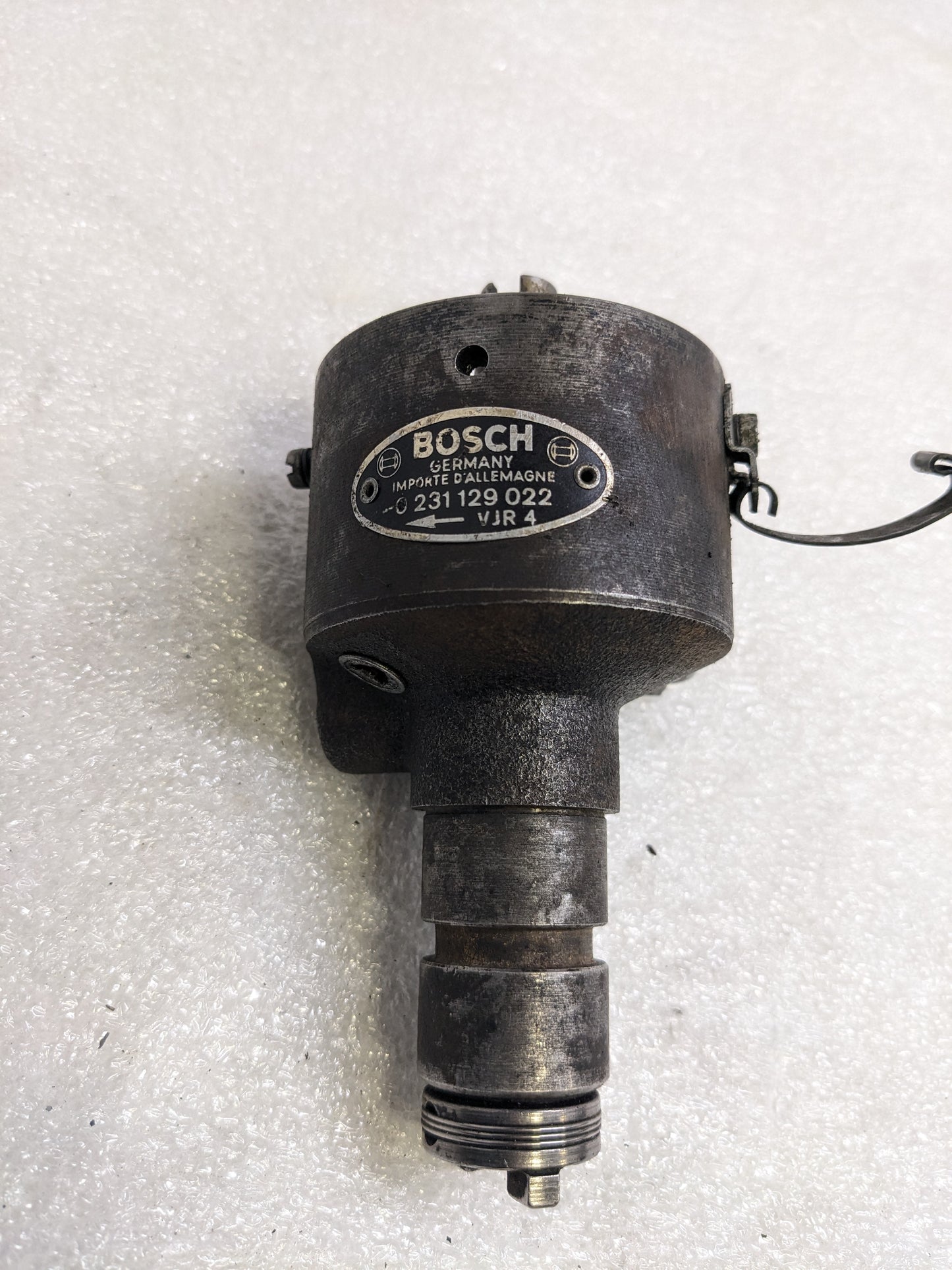 BOSCH 0231129022 VJR4 DISTRIBUTOR FOR PORSCHE 912 AND 356 USED R23T2
