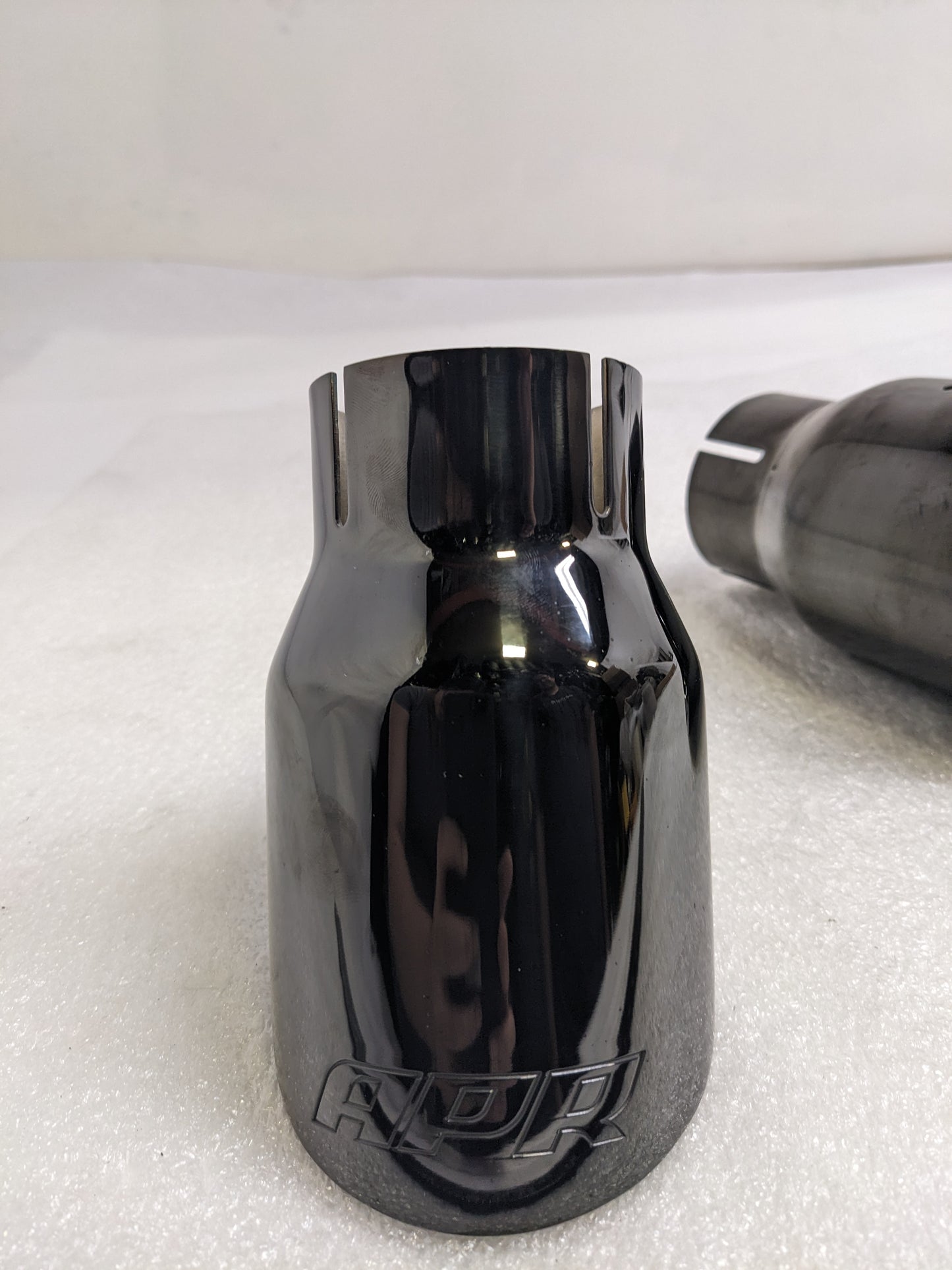 APR TPK0008 DOUBLE WALLED 3.5" SLASH-CUT TIPS DIAMOND BLACK SET OF TWO NEW R19