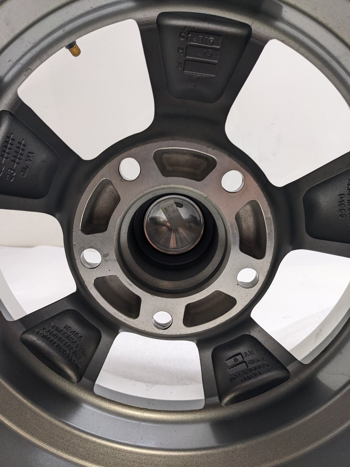 BOYD CODDINGTON BC1GM JUNKYARD DOG 15X7IN 5X5.00 4.25 6MM WHEEL NEW B2