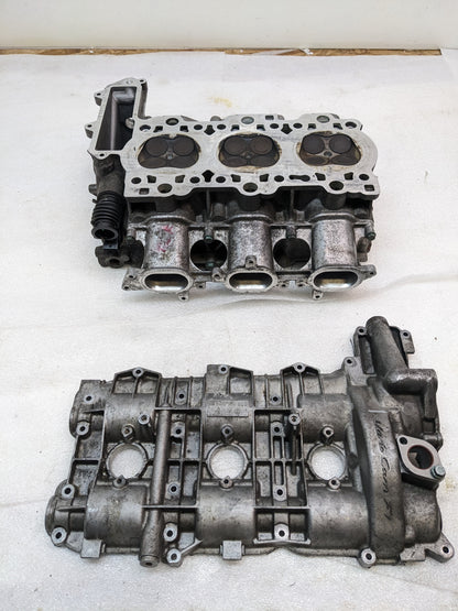 PORSCHE 9961041391R/9961042270R CYLINDER HEAD W/ CYLINDER HEAD COVER FOR 1997-1999 BOXSTER CONVERTIBLE USED B2