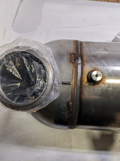 VOLVO VOE22724776 DIESEL PARTICULATE FILTER FOR L70H L60H L90H NEW B2