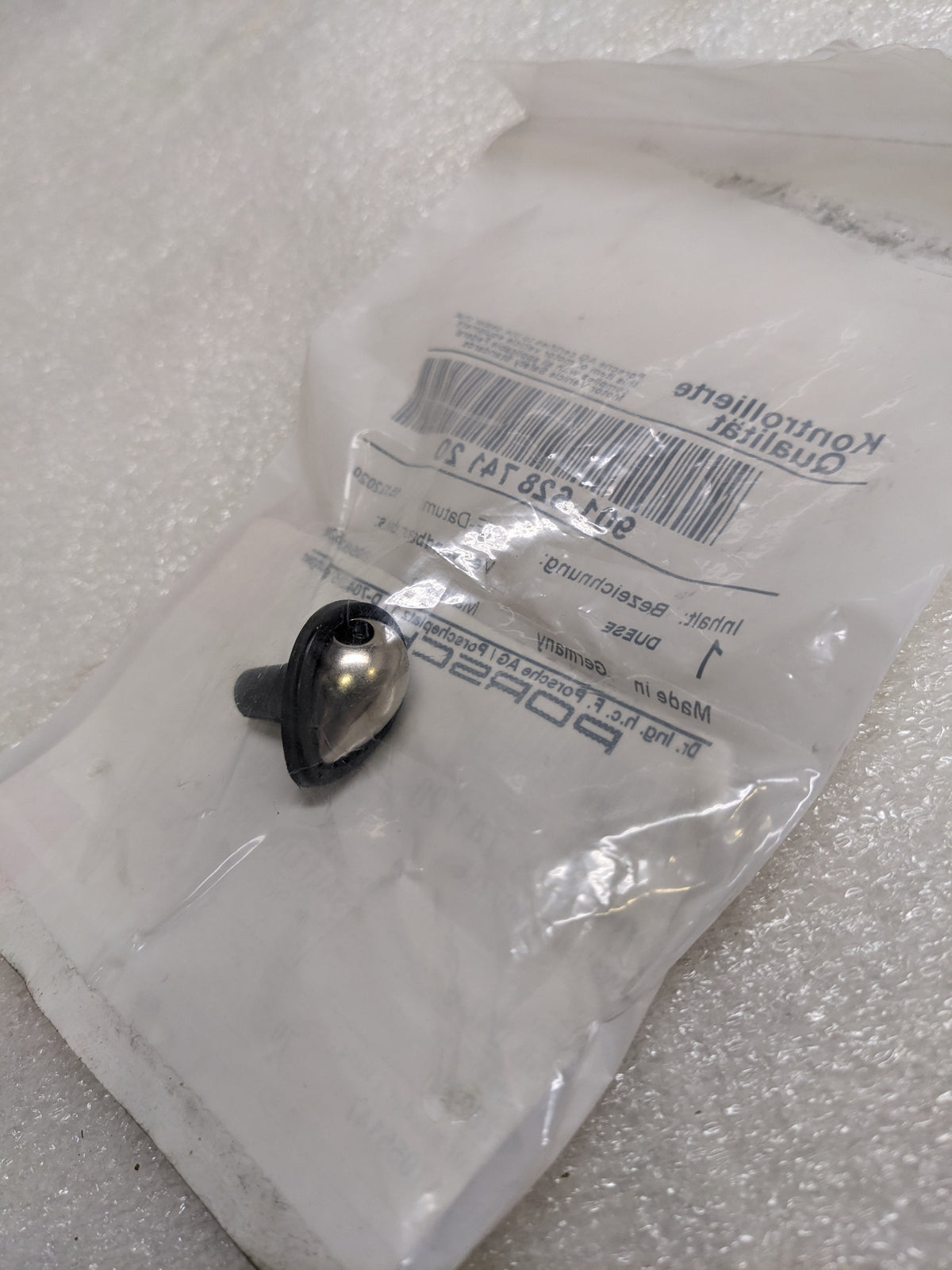 PORSCHE 90162874120 WASHER NOZZLE FOR 1965-1973 911 NEW R23T2