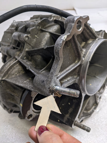 CADILLAC 23358799 AUTOMATIC TRANSMISSION TRANSFER CASE FOR 2016-2019 CADILLAC CT6 USED I2