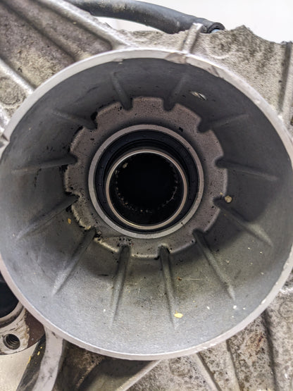 CADILLAC 23358799 AUTOMATIC TRANSMISSION TRANSFER CASE FOR 2016-2019 CADILLAC CT6 USED I2