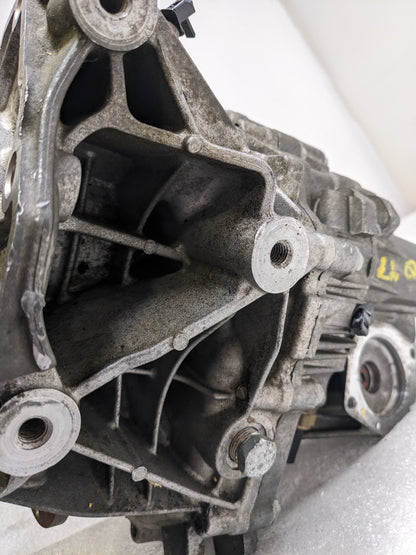 CADILLAC 23358799 AUTOMATIC TRANSMISSION TRANSFER CASE FOR 2016-2019 CADILLAC CT6 USED I2