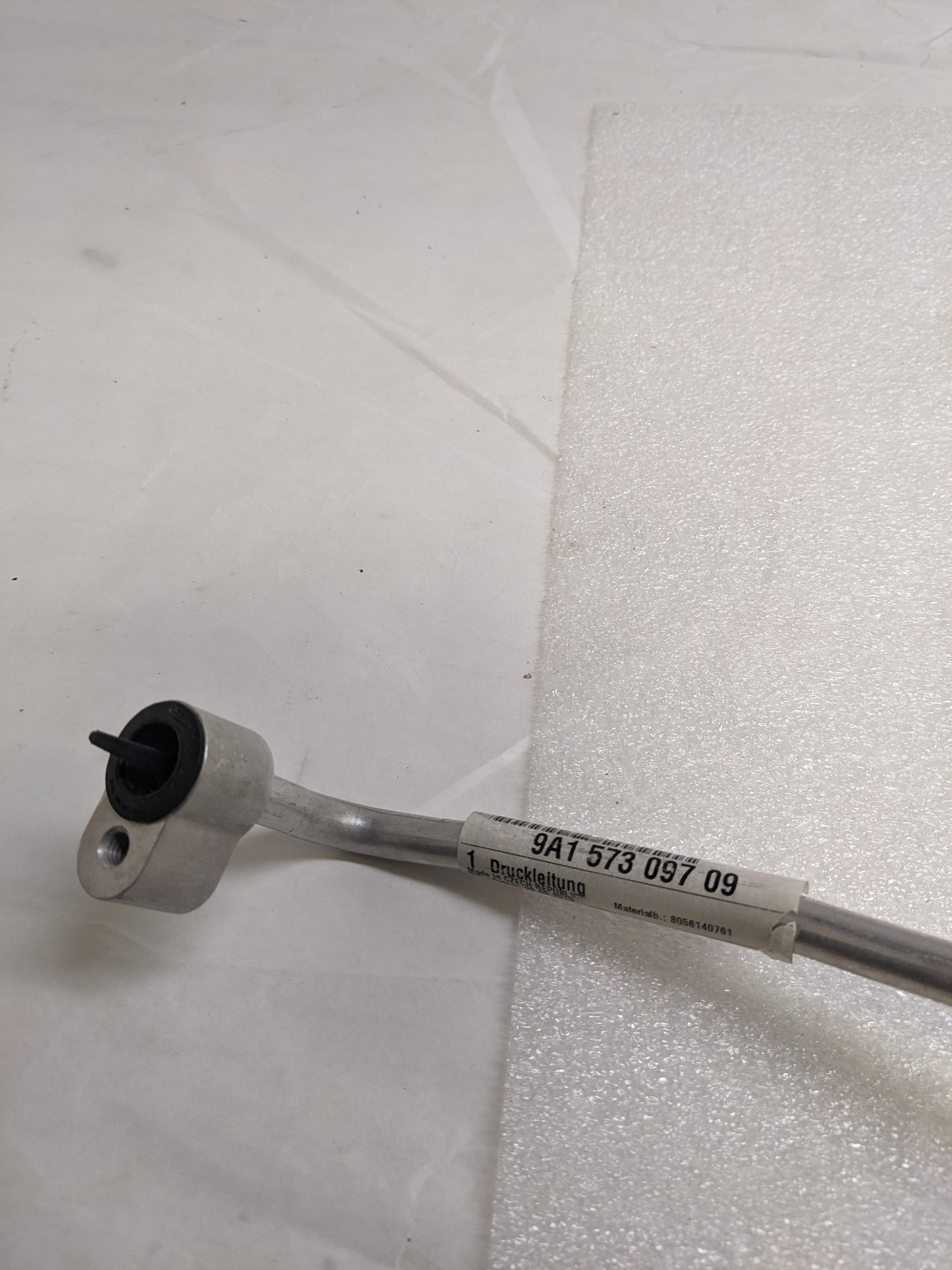 PORSCHE 9A157309709 A/C REFRIGERANT DISCHARGE HOSE FOR 2014-2016 BOXSTER CAYMAN NEW R24