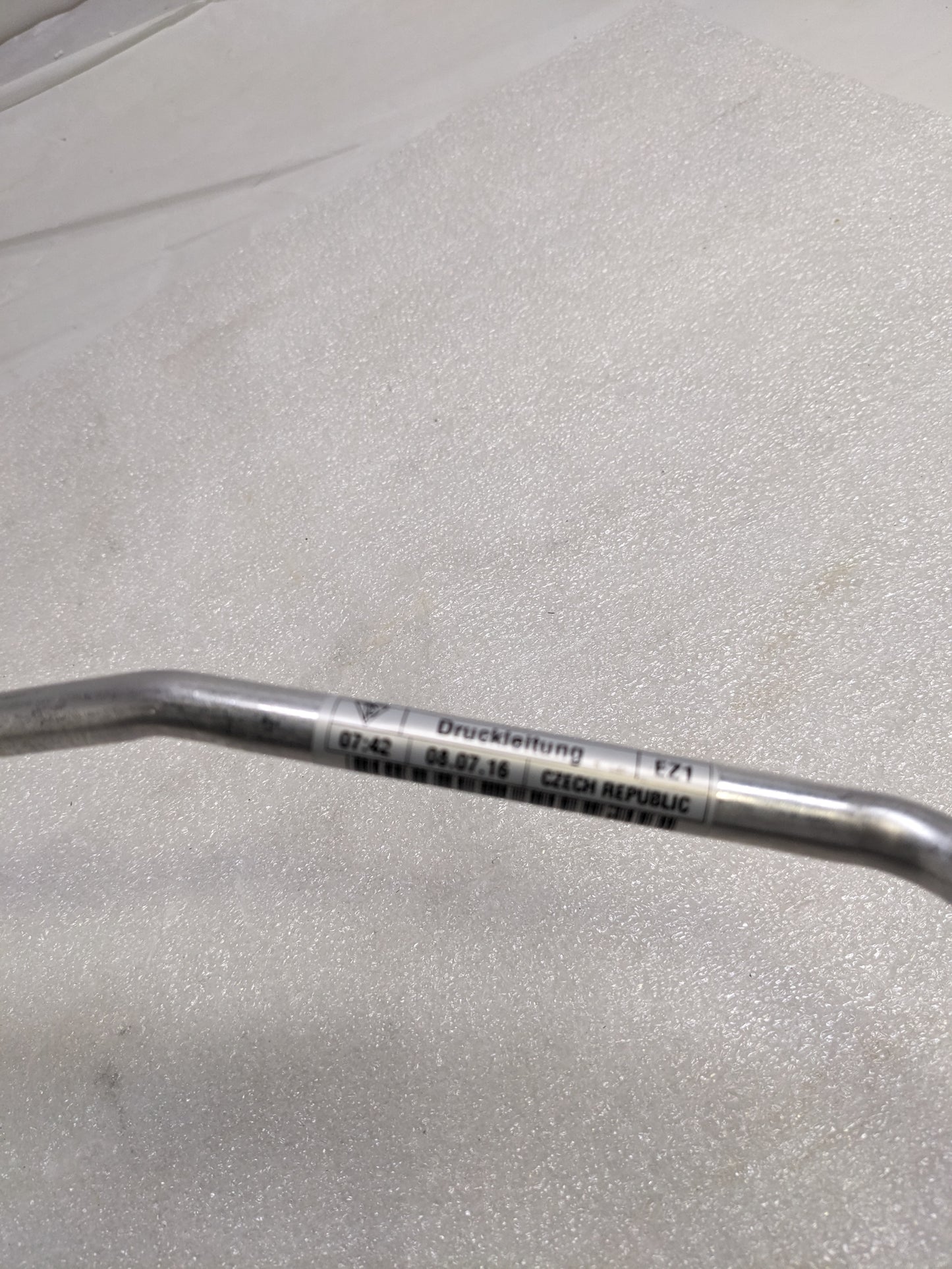 PORSCHE 9A157309709 A/C REFRIGERANT DISCHARGE HOSE FOR 2014-2016 BOXSTER CAYMAN NEW R24