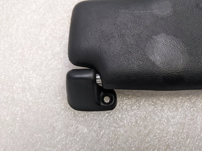 PORSCHE 96473103142/43 SUN VISOR BLACK FOR 1993-1995 968 BASE CONVERTIBLE RIGHT SIDE USED R24T5