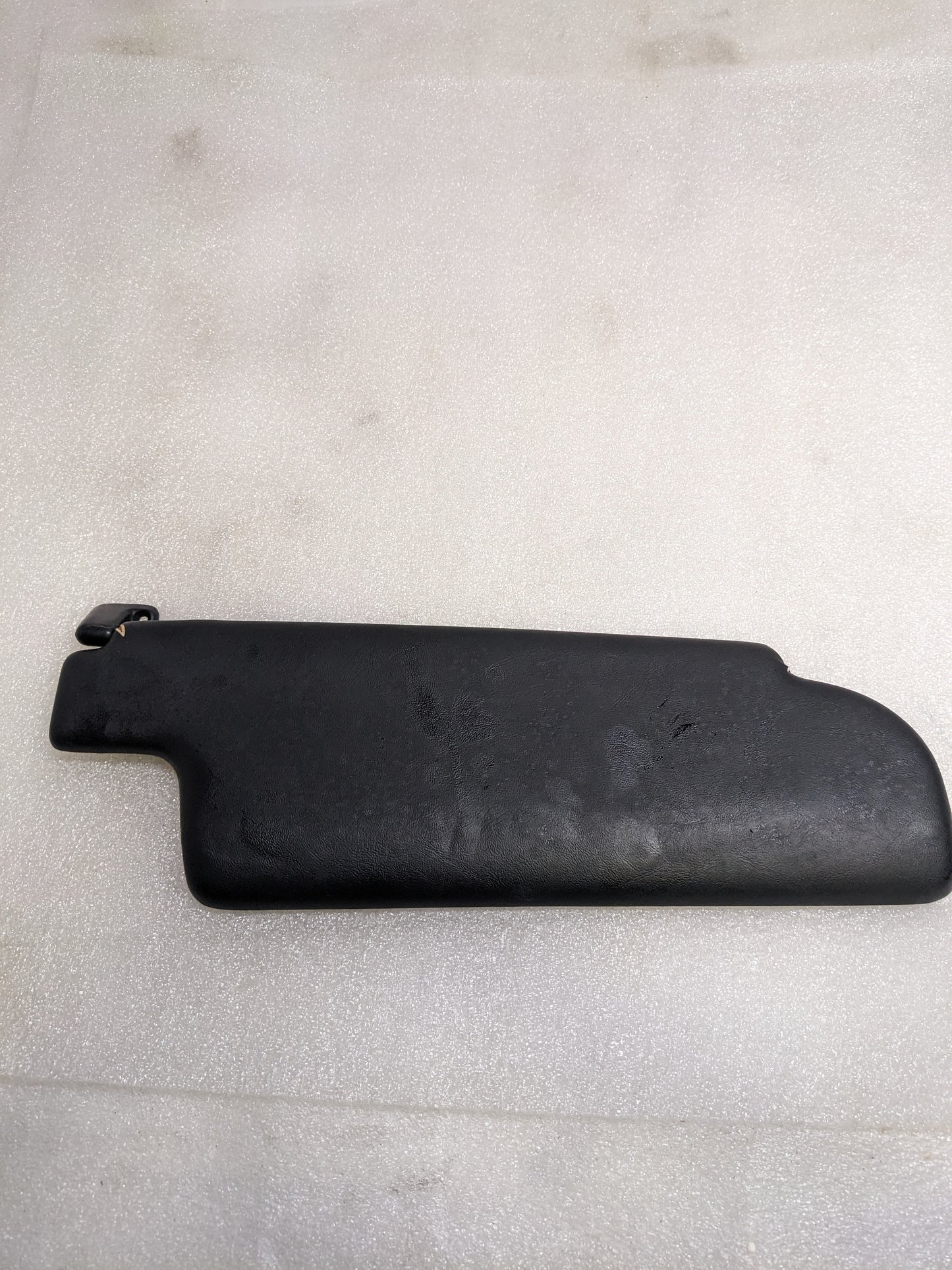 PORSCHE 94173103111 SUN VISOR BLACK FOR 1992 968 LEFT USED R24T5