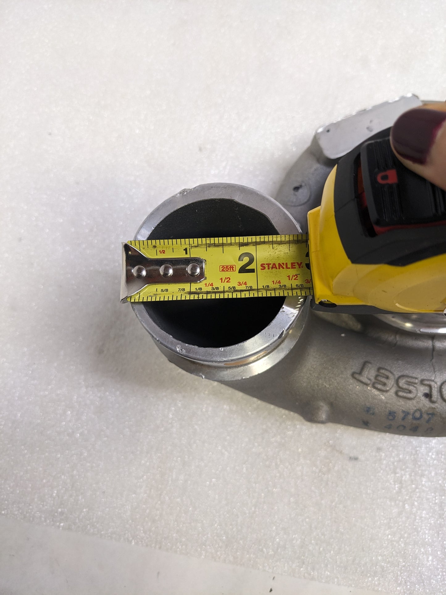 CUMMINS 3770133 COMPRESSOR HOUSING NEW R27