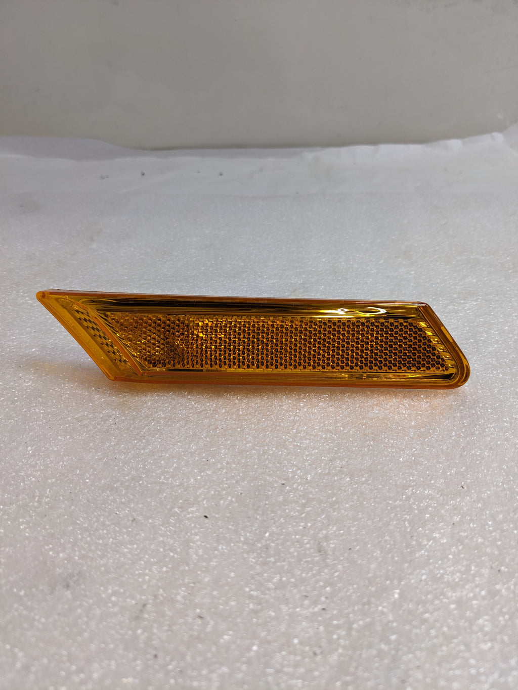 PORSCHE 99763103802 SIDE MARKER LIGHT FOR 2005-2013 997 NEW R23T2