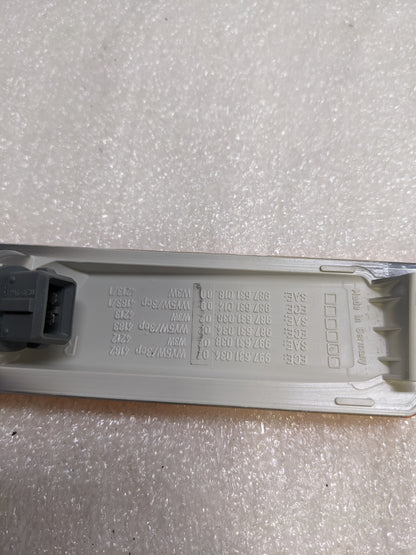 PORSCHE 99763103802 SIDE MARKER LIGHT FOR 2005-2013 997 NEW R23T2