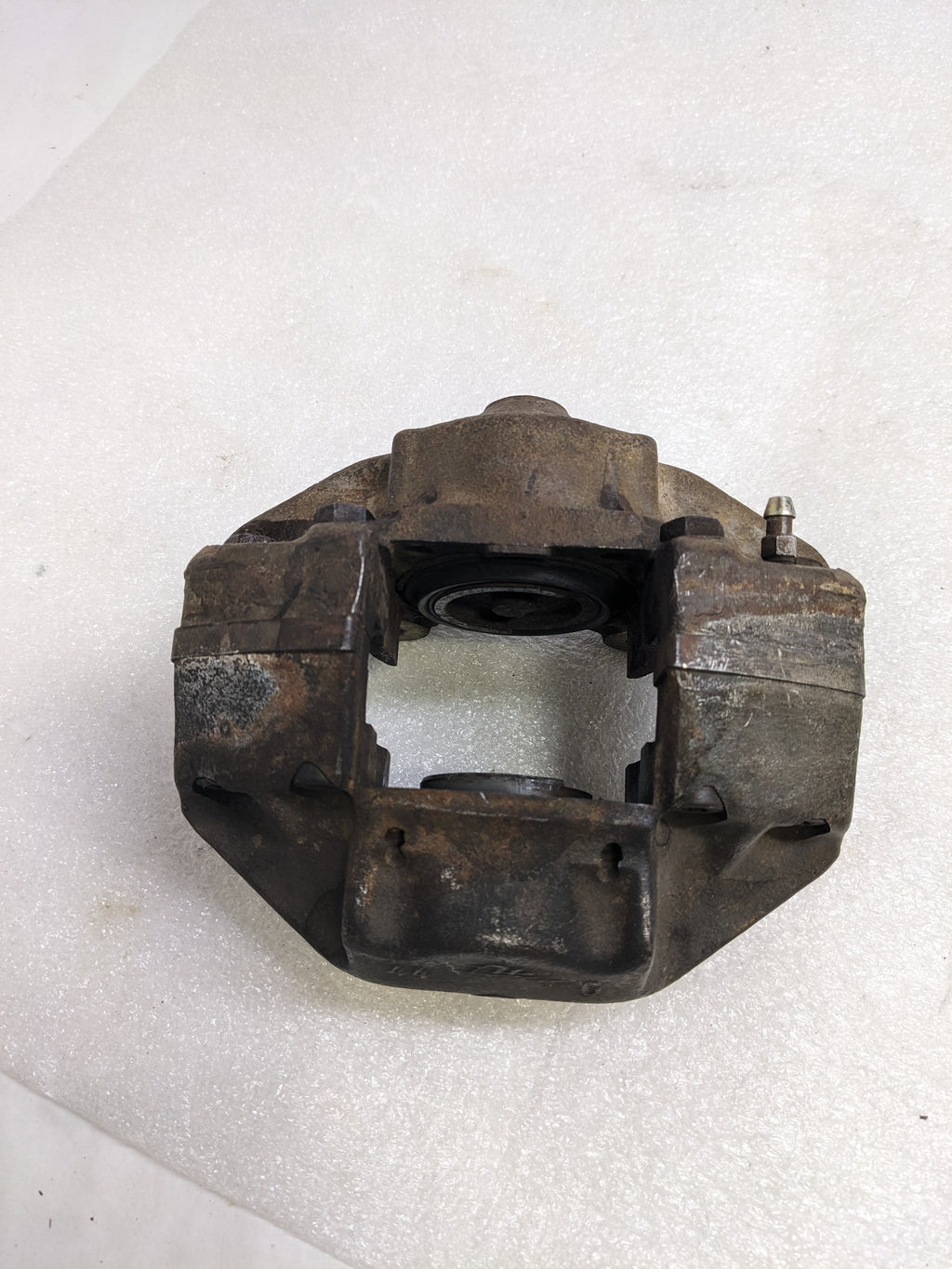 ATE W01331598846 FRONT RIGHT BRAKE CALIPER FOR 1970-1971 PORSCHE 914 USED R27