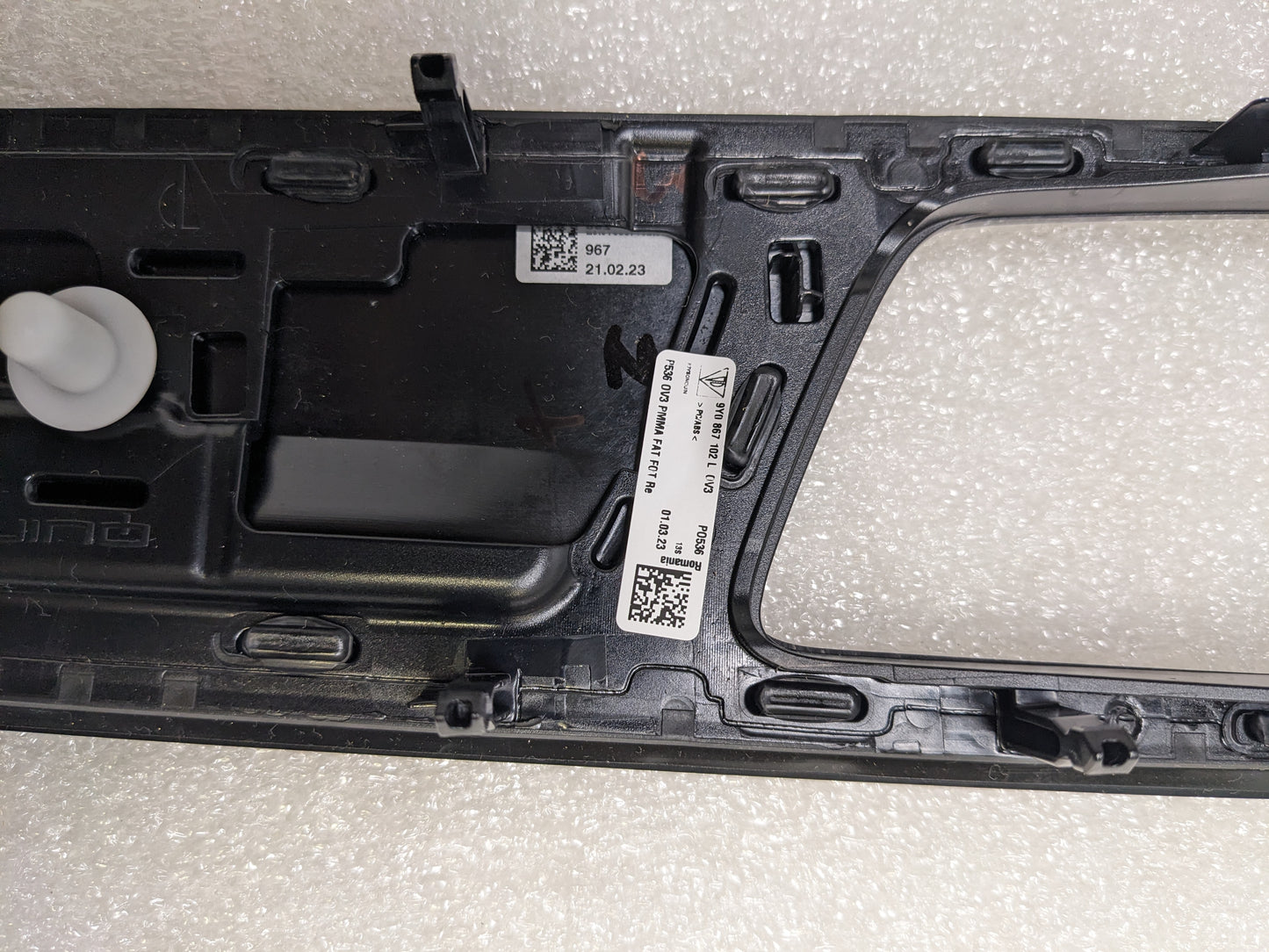 PORSCHE 9Y0-867-102-L-OV3 LOWER MOLDING FOR 2019-2023 CAYENNE NEW R21